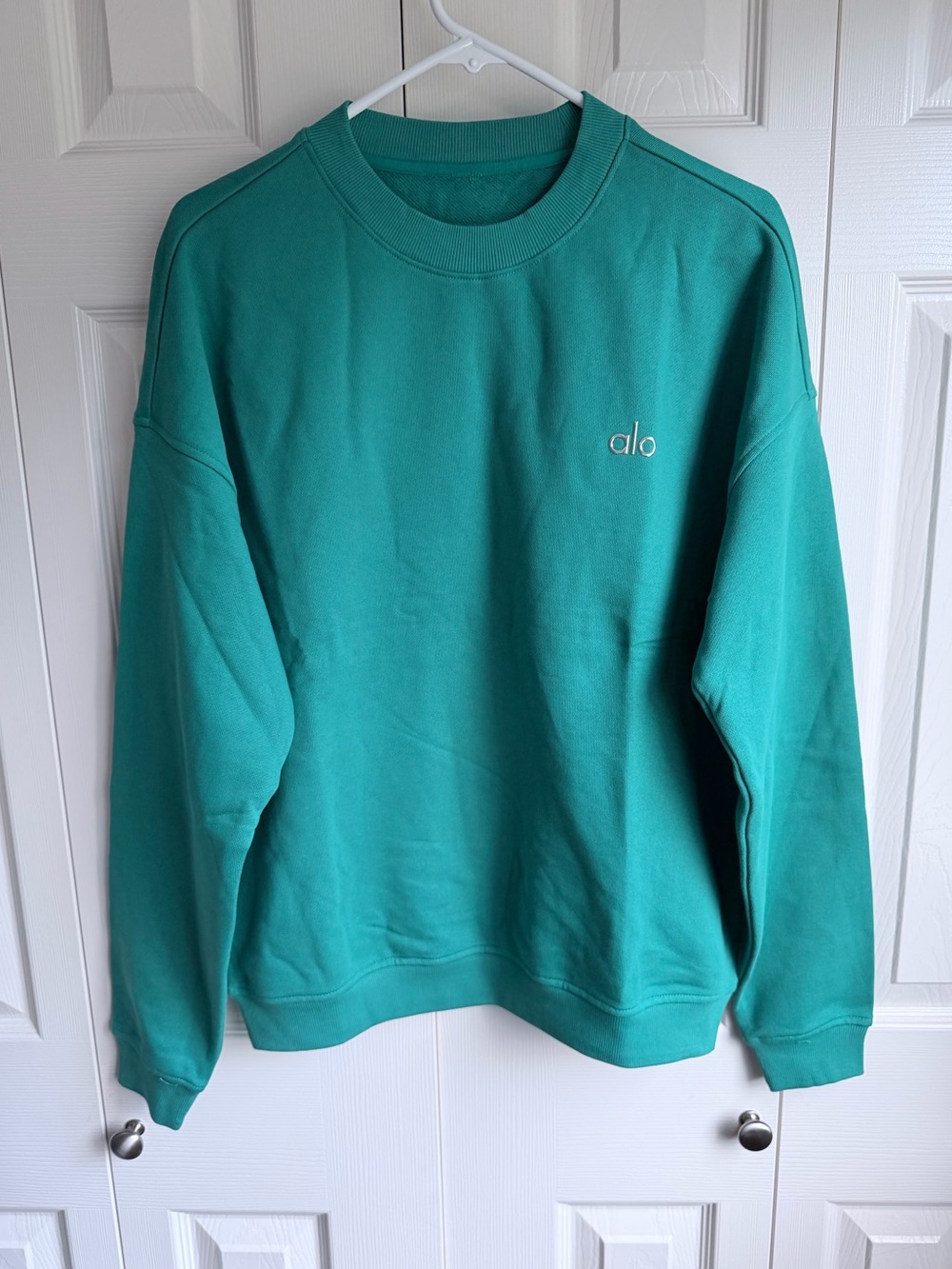 ALO Yoga Women's Accolade Teal Crewneck Sweatshirt Pullover Size M